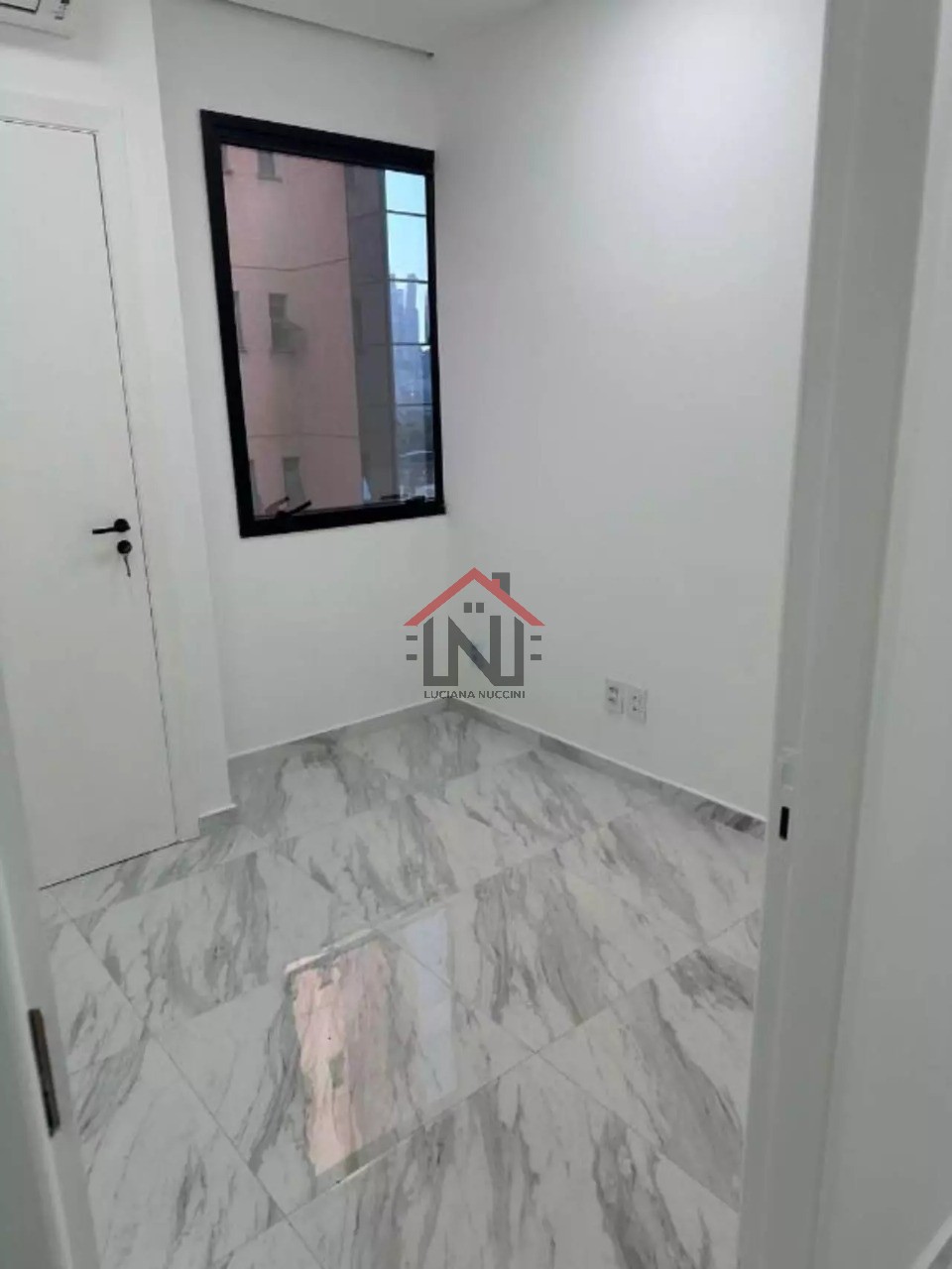 Conjunto Comercial na Vila Olímpia, São Paulo-SP: 74m², 4 banheiros - Venda ou Locação!