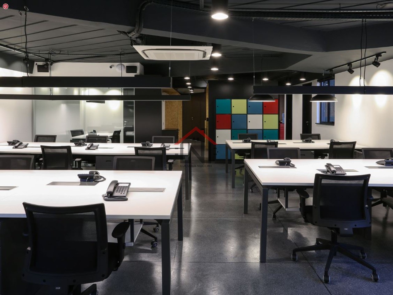 Conjunto Comercial à Venda na Vila Olímpia, São Paulo-SP: 1 Sala, 5 Banheiros, 5 Vagas, 229,70m²!