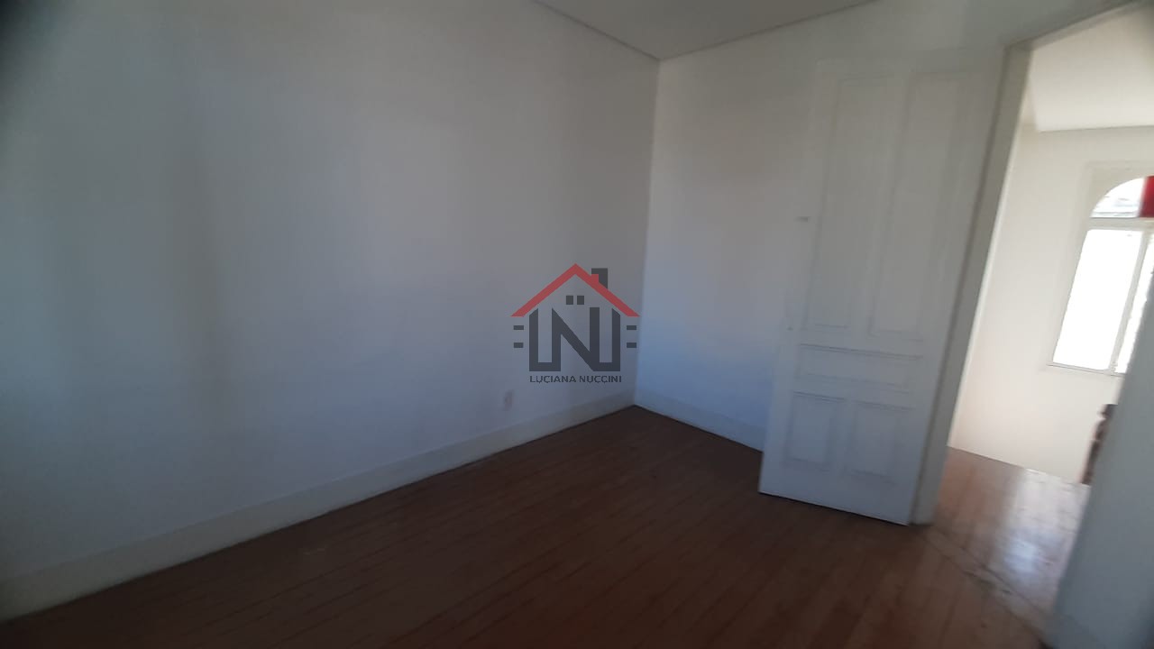 Excelente oportunidade: Casa à venda no Ipiranga, São Paulo-SP, com 3 quartos, 2 salas, 2 banheiros, 3 vagas de garagem e 170,00 m².