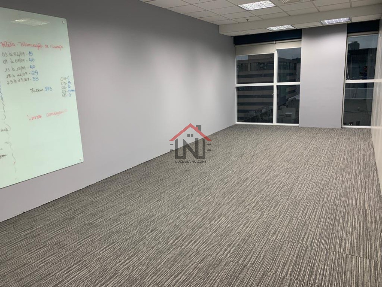 Conjunto Comercial de Alto Padrão na Vila Olímpia - São Paulo-SP 1 sala, 6 banheiros, 11 vagas de garagem, 373 m²