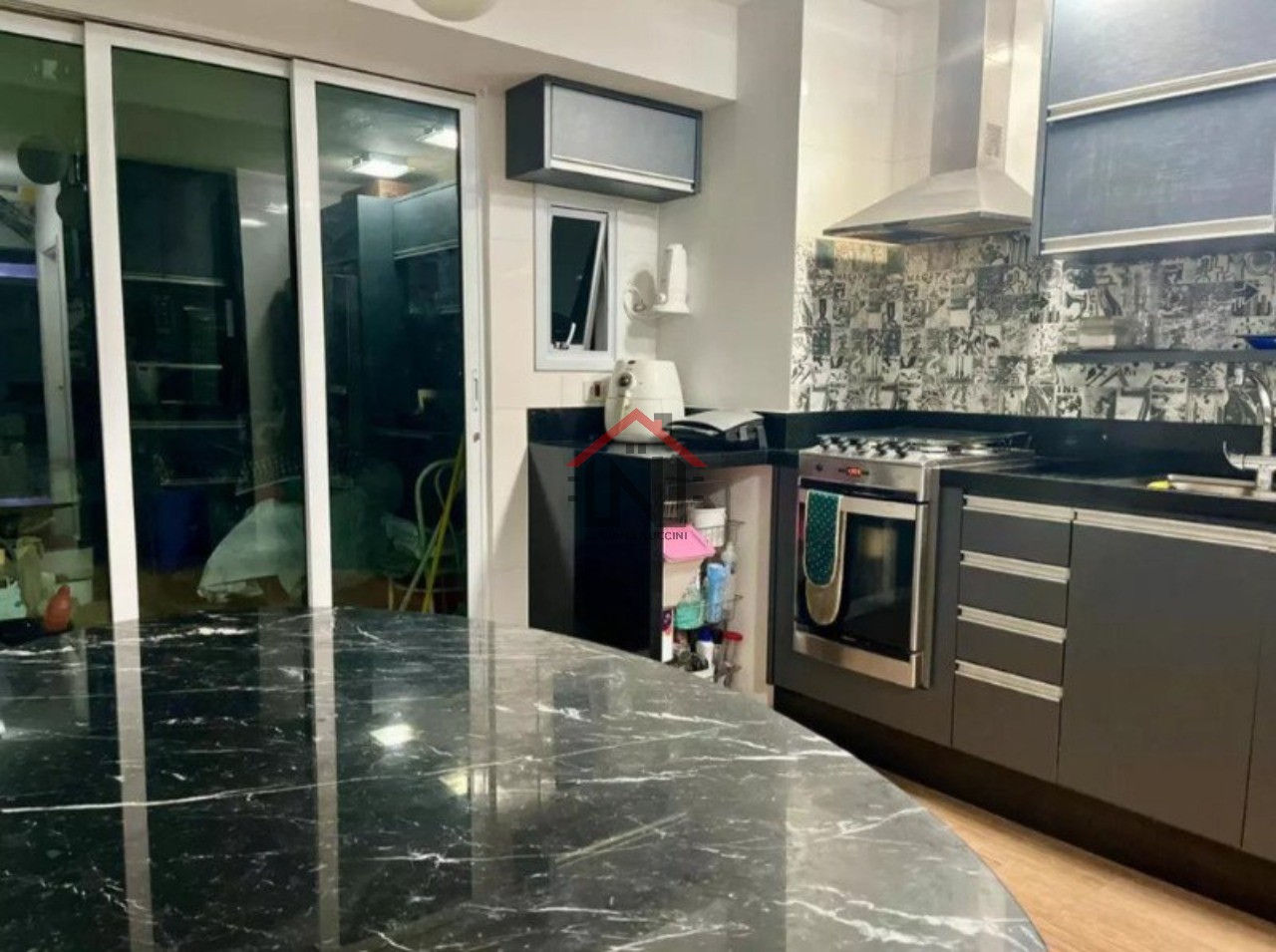 Imperdível: Casa à venda no Brooklin, São Paulo-SP - 2 quartos, 2 suítes, 1 sala, 3 banheiros, 1 vaga, 136m².