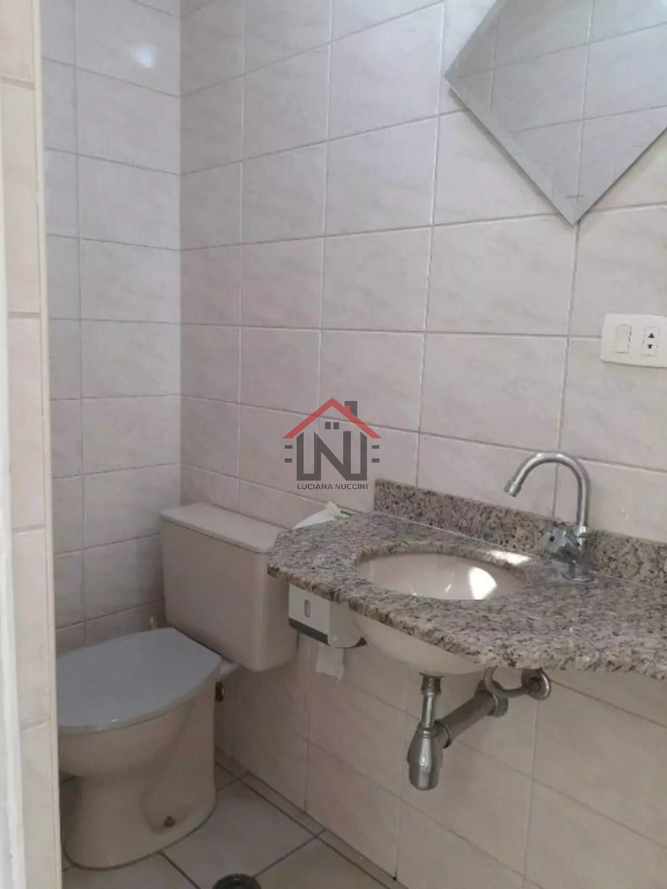 Conjunto Comercial na Vila Olímpia - São Paulo-SP Venda ou Locação 4 banheiros, 2 vagas, 90m²
