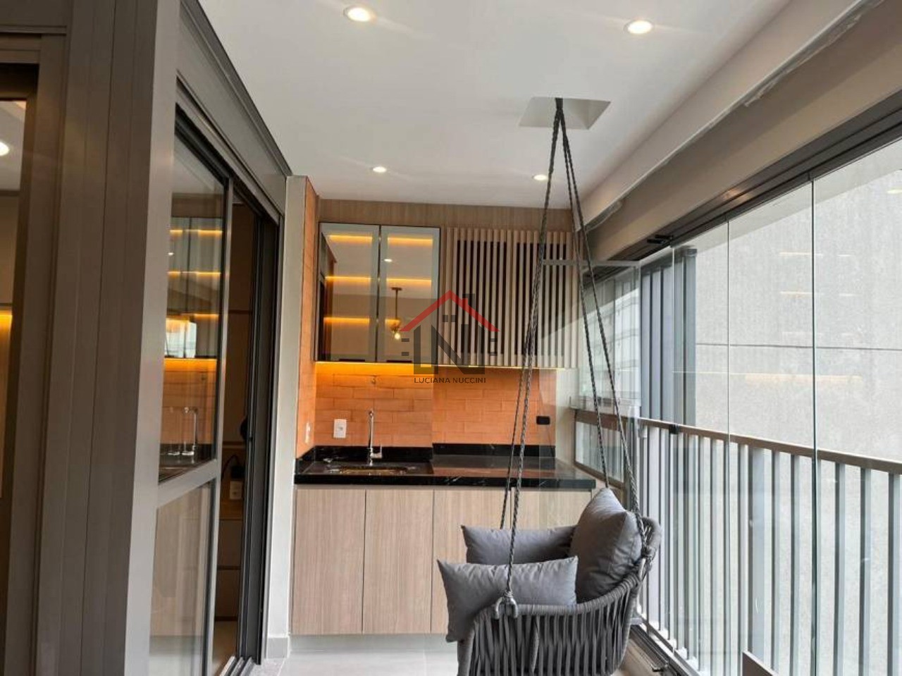 Apartamento para locação no paraíso: 1 quarto, 1 sala, 1 ban