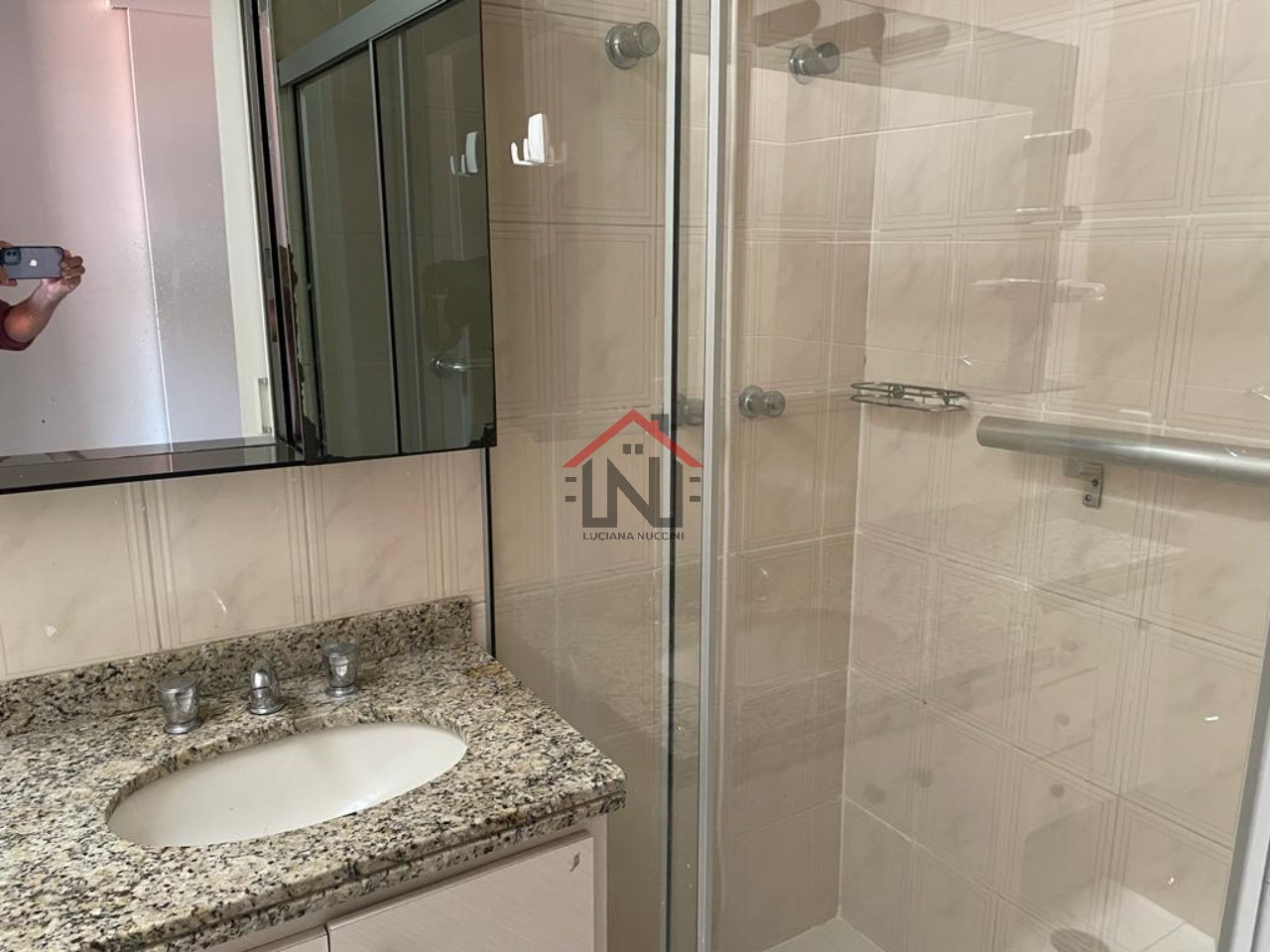 Imperdível oportunidade: Casa à venda em São Paulo-SP, Cidade Vargas! 3 quartos, 1 suíte, 3 banheiros, 2 vagas, 120 m².