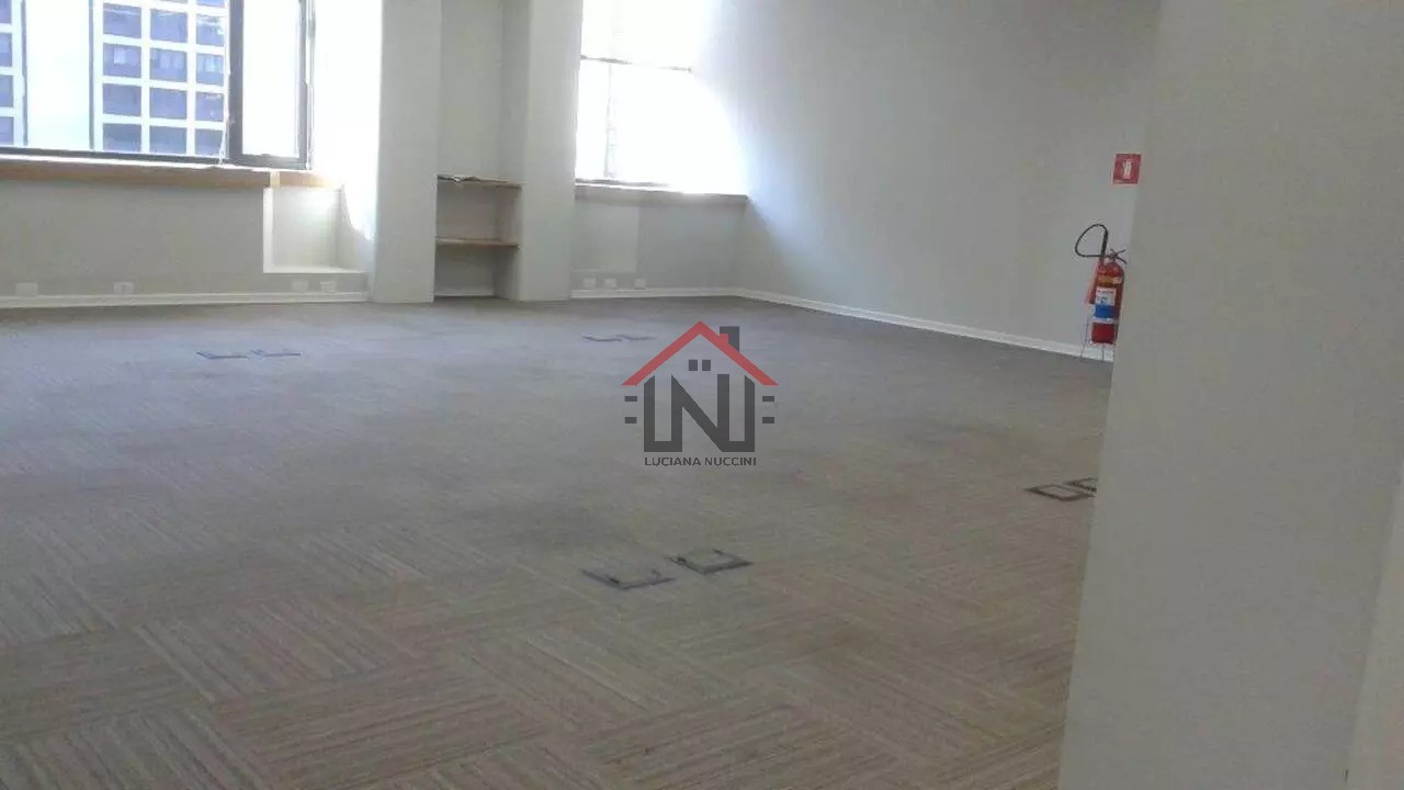 Conjunto comercial de alto padrão na cidade monções: 7 banhe