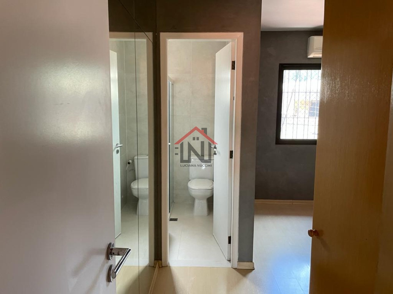 Imperdível oportunidade: Casa à venda em São Paulo-SP, Cidade Vargas! 3 quartos, 1 suíte, 3 banheiros, 2 vagas, 120 m².