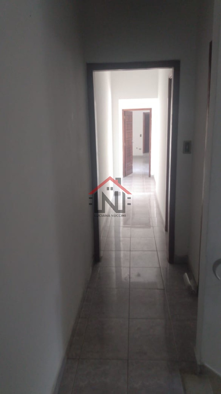 Imperdível oportunidade de casa para venda ou locação em São Paulo-SP, Vila Moraes: 4 quartos, 1 suíte, 1 sala, 4 banheiros, 3 vagas de garagem, 406,25 m²!