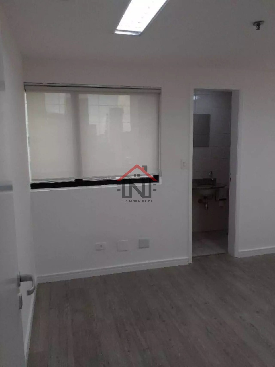Conjunto Comercial na Vila Olímpia - São Paulo-SP Venda ou Locação 4 banheiros, 2 vagas, 90m²