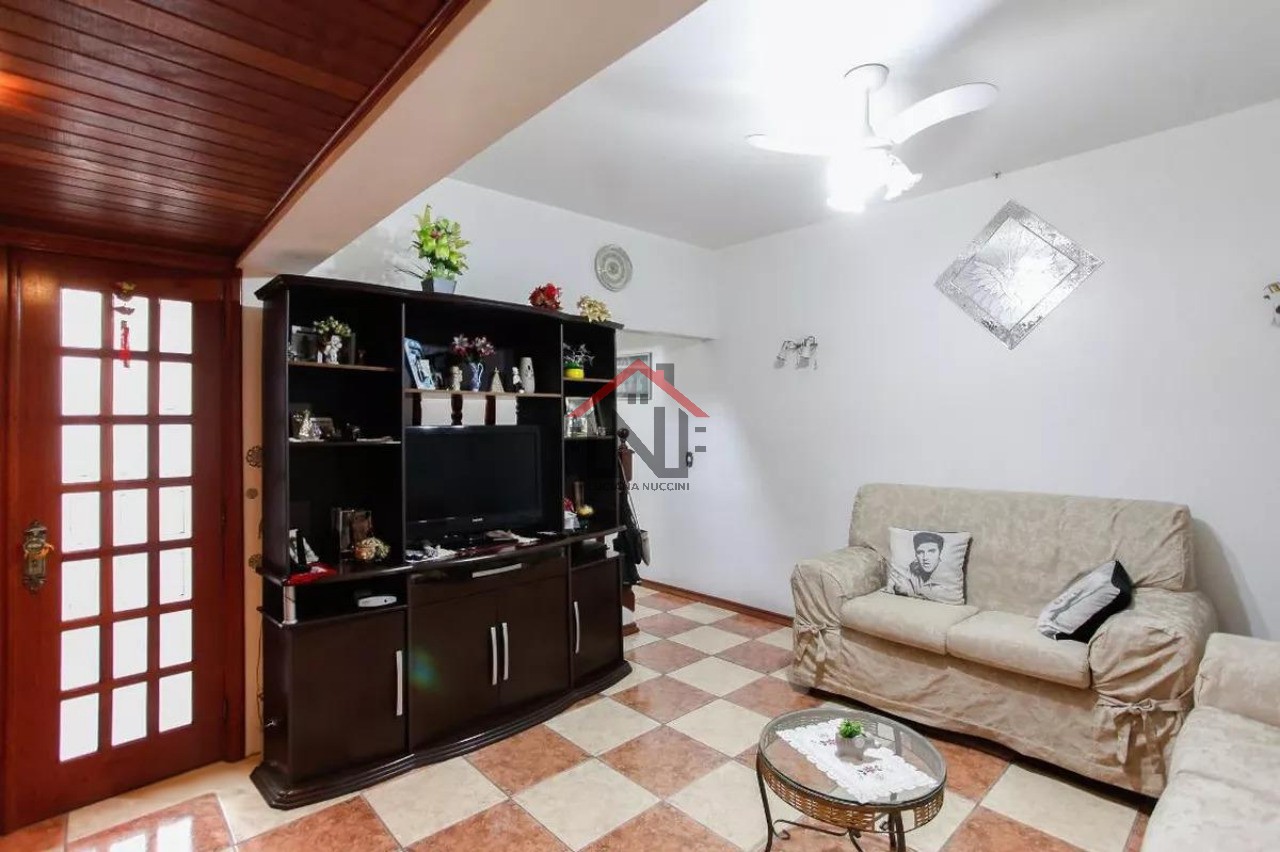 Casa à venda em São Paulo-SP, Parque Jabaquara: 3 quartos, 4 banheiros, 2 vagas, 189 m². Encontre seu lar dos sonhos!
