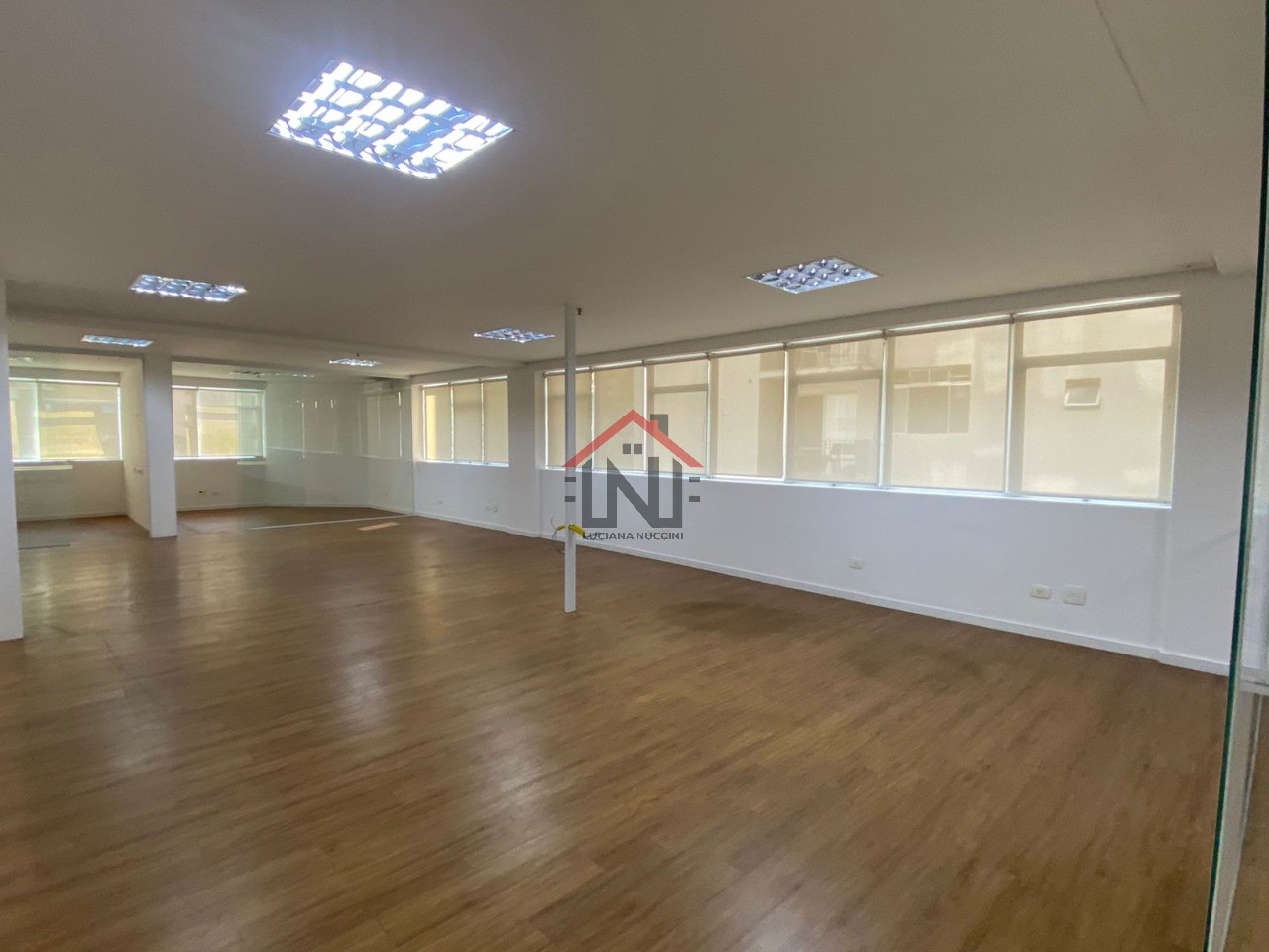 Conjunto Comercial de Luxo na Vila Olímpia: A Oportunidade Perfeita para o seu Negócio em São Paulo-SP!