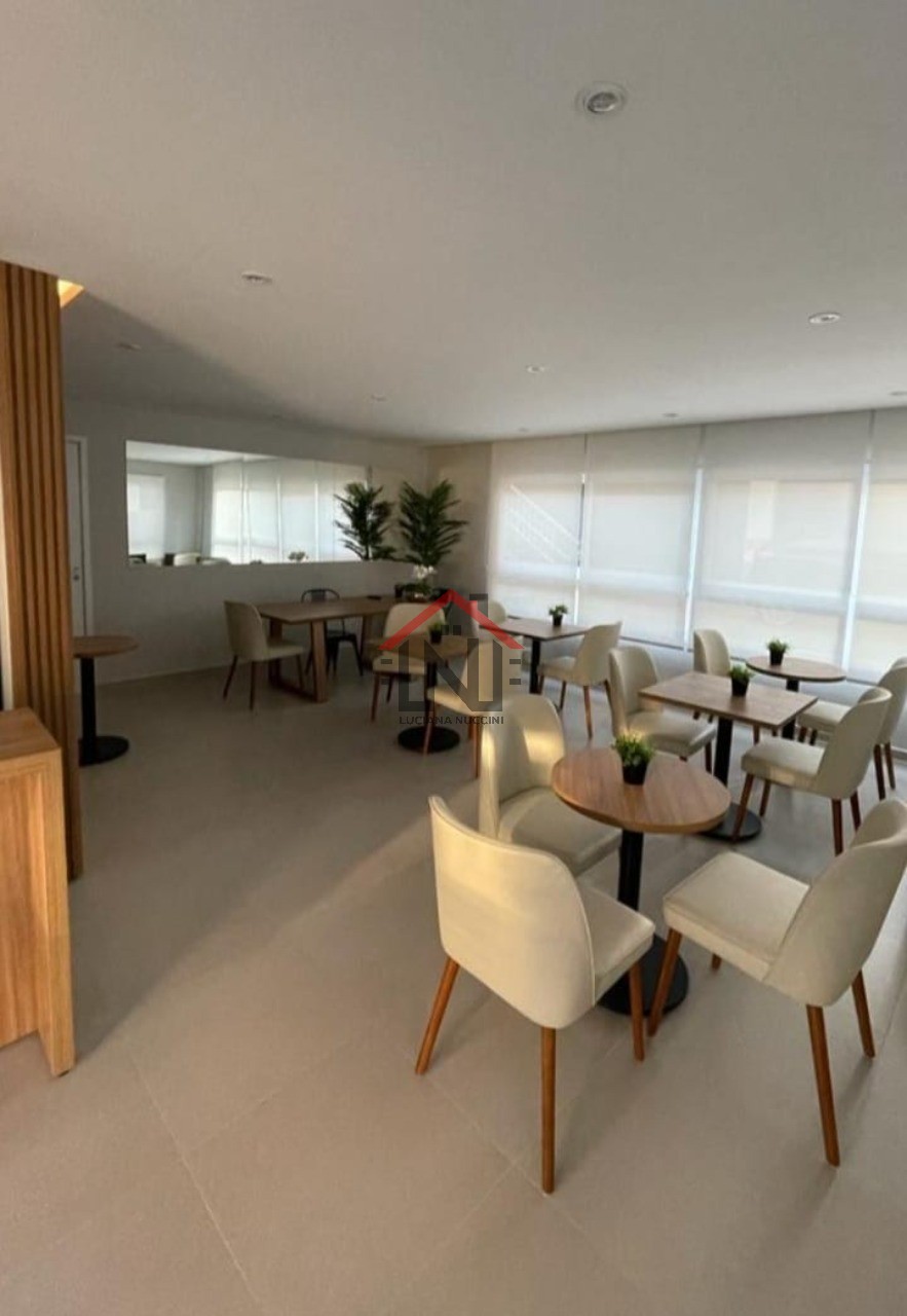 Apartamento à venda em São Paulo-SP, no bairro Sacomã, com 2 quartos, 1 banheiro, 1 vaga de garagem e 50,00 m² de área.