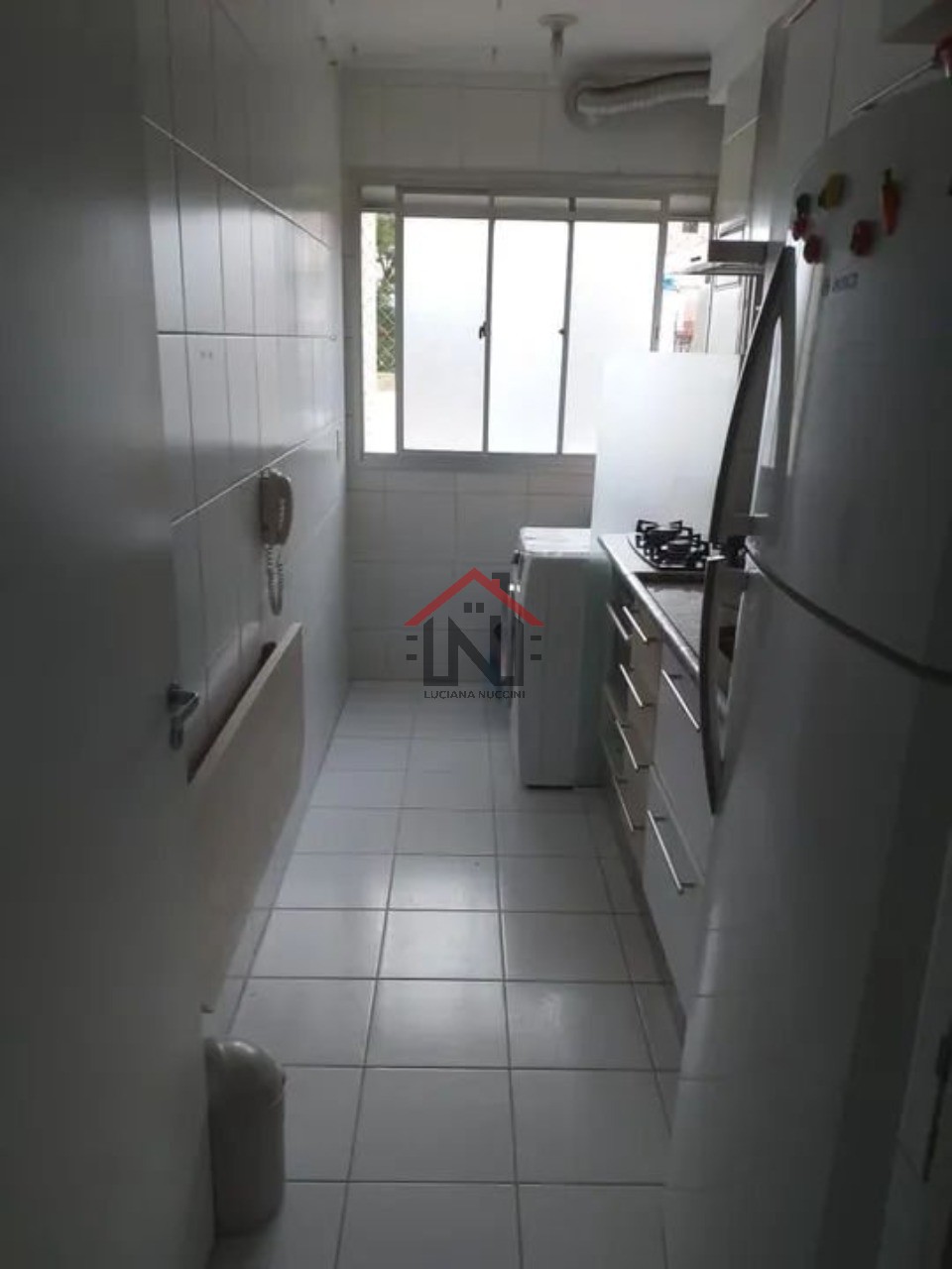 Apartamento para locação: 2 quartos, 1 sala, 1 banheiro, 1 v