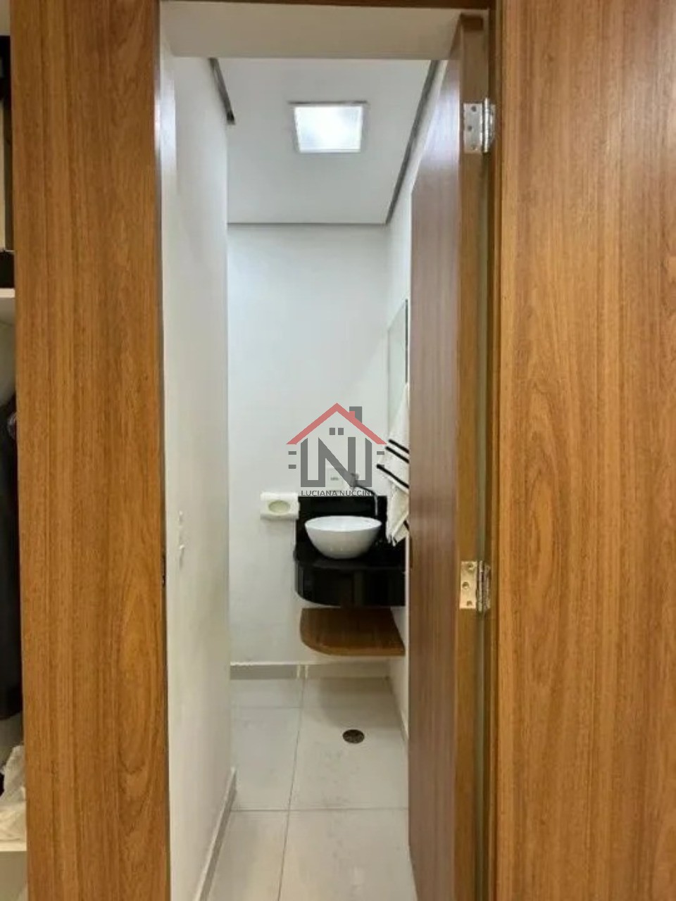 Conjunto Comercial para Locação em São Paulo-SP, Bairro Cerqueira César: 2 Salas, 2 Vagas, 31m² - Imperdível!