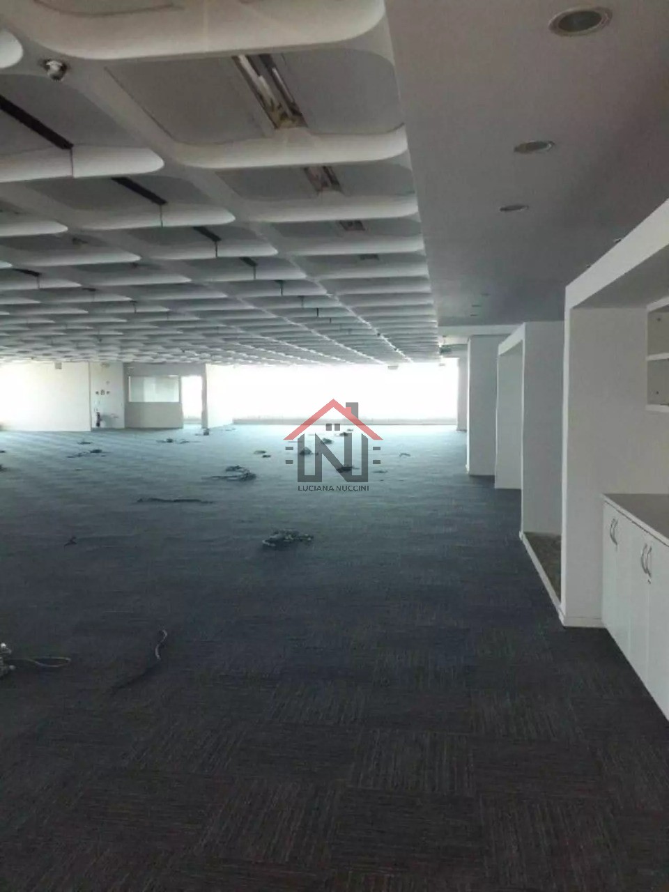 Excelente oportunidade de investimento em conjunto comercial