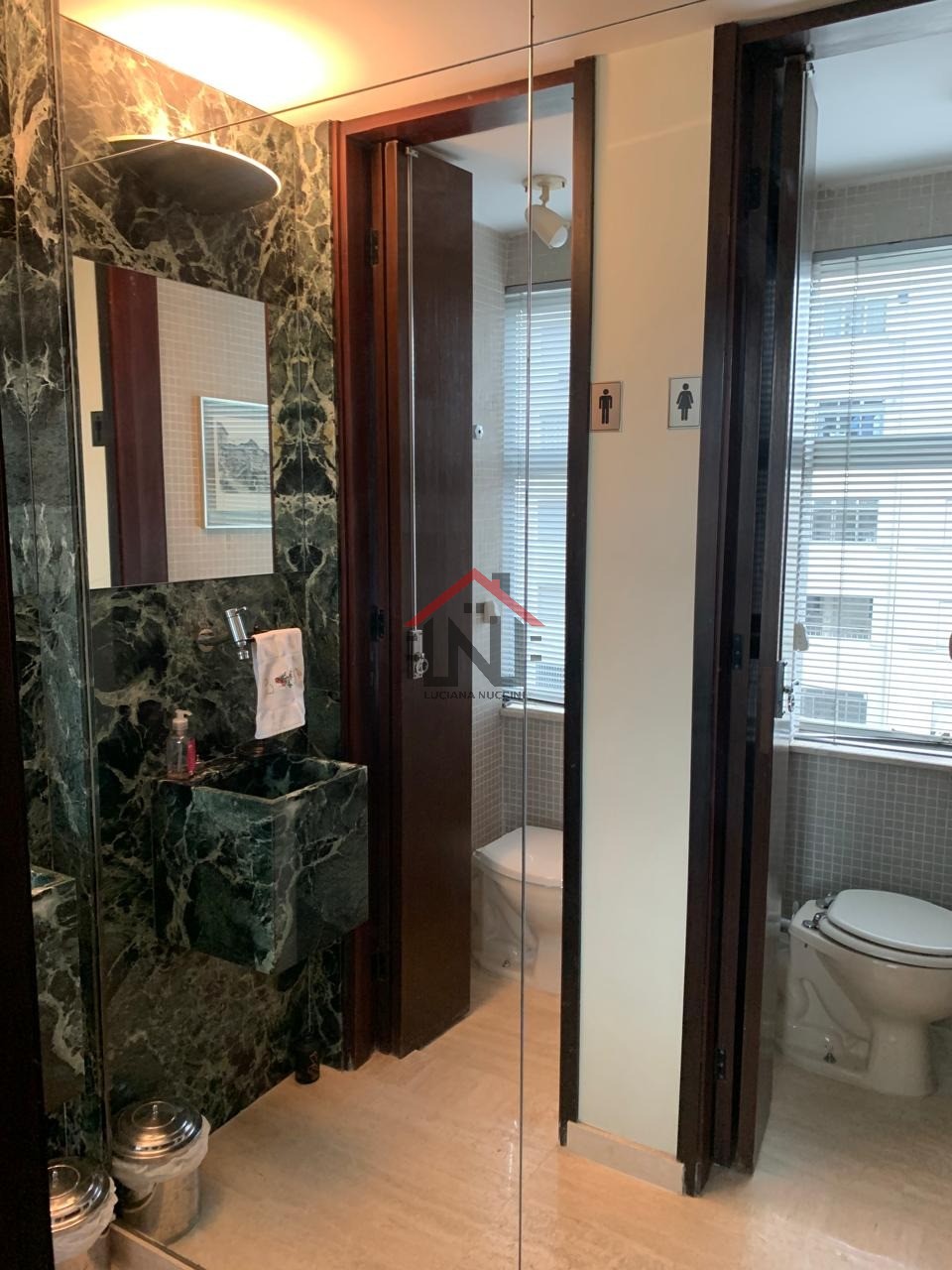 Conjunto Comercial para Locação em São Paulo-SP, Jardim Paulista: 5 Salas, 2 Banheiros, 58m² de Área. Agende sua visita!