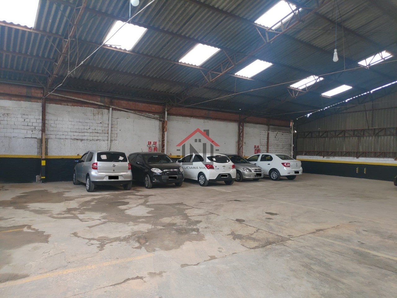 Galpão comercial de 440m² à venda ou locação no jardim jabaq