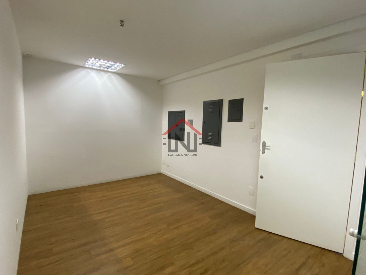 Conjunto Comercial de Luxo na Vila Olímpia: A Oportunidade Perfeita para o seu Negócio em São Paulo-SP!