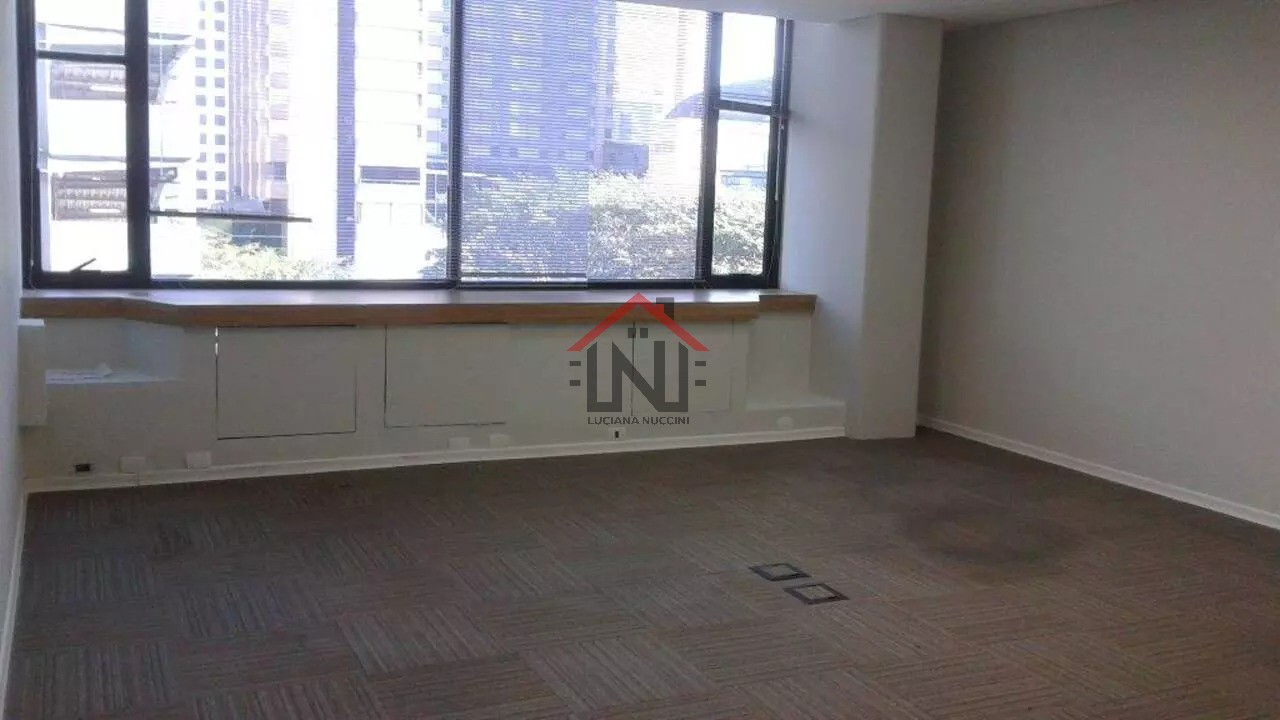 Conjunto comercial de alto padrão na cidade monções: 7 banhe