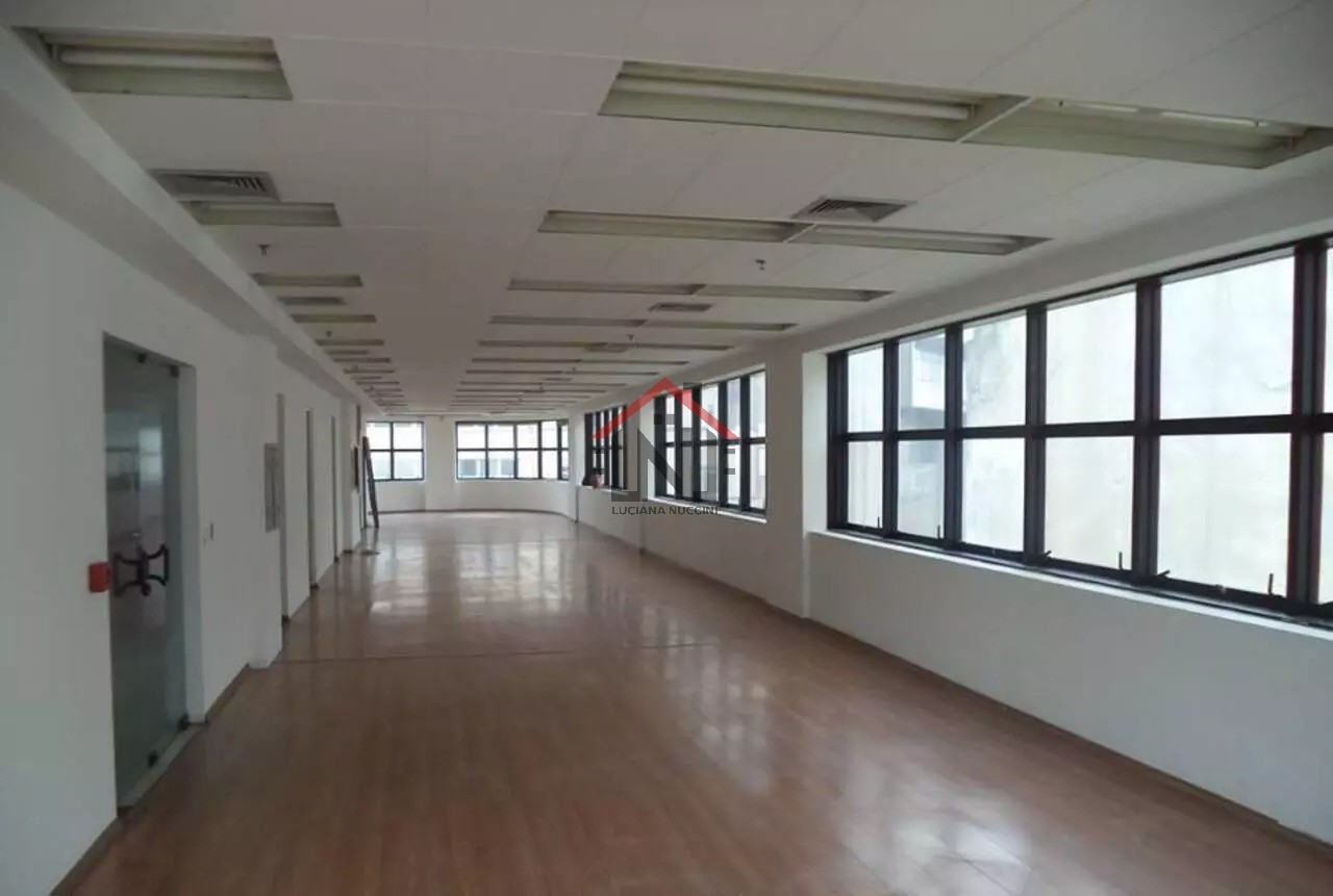 Conjunto Comercial de Alto Padrão na Vila Buarque, São Paulo-SP 188m², 4 Banheiros e 5 Vagas de Garagem!