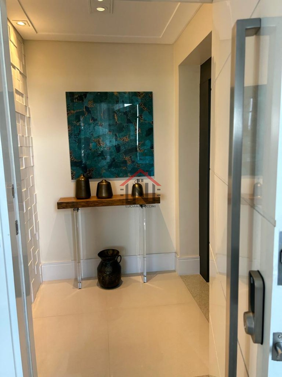 Viva com conforto e elegância em um apartamento de 3 suítes na Vila Mariana, São Paulo-SP!