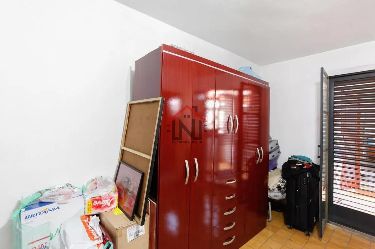 Casa à venda em São Paulo-SP, Parque Jabaquara: 3 quartos, 4 banheiros, 2 vagas, 189 m². Encontre seu lar dos sonhos!