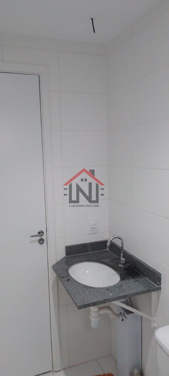 Apartamento à venda em São Paulo-SP, no bairro Sacomã, com 2 quartos, 1 banheiro, 1 vaga de garagem e 50,00 m² de área.