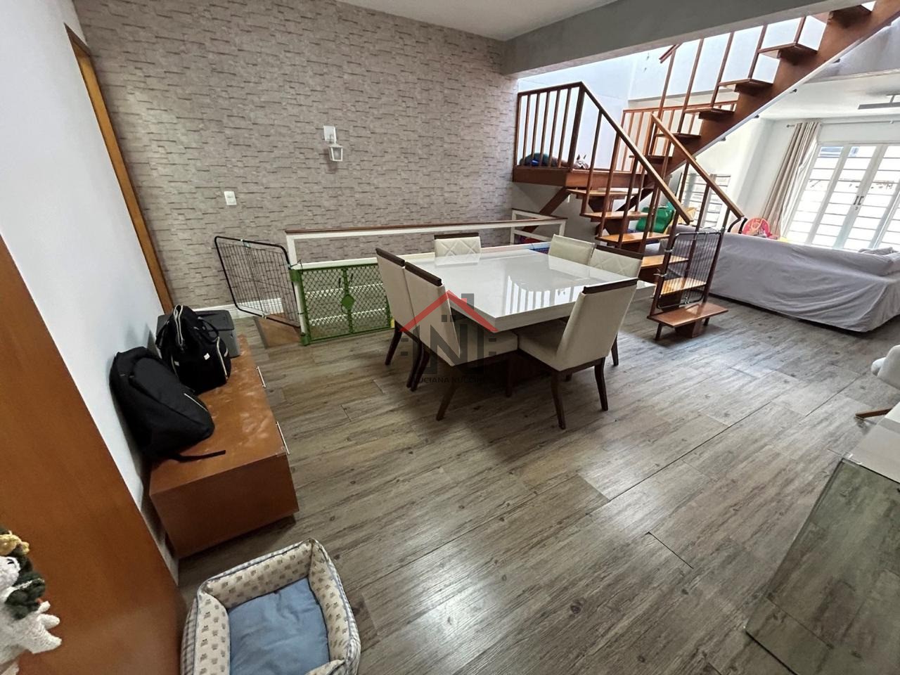 Imperdível Casa à Venda na Vila Mariana, São Paulo-SP: 3 Quartos, 3 Suítes, 1 Sala, 4 Banheiros, 6 Vagas de Garagem, 243m².