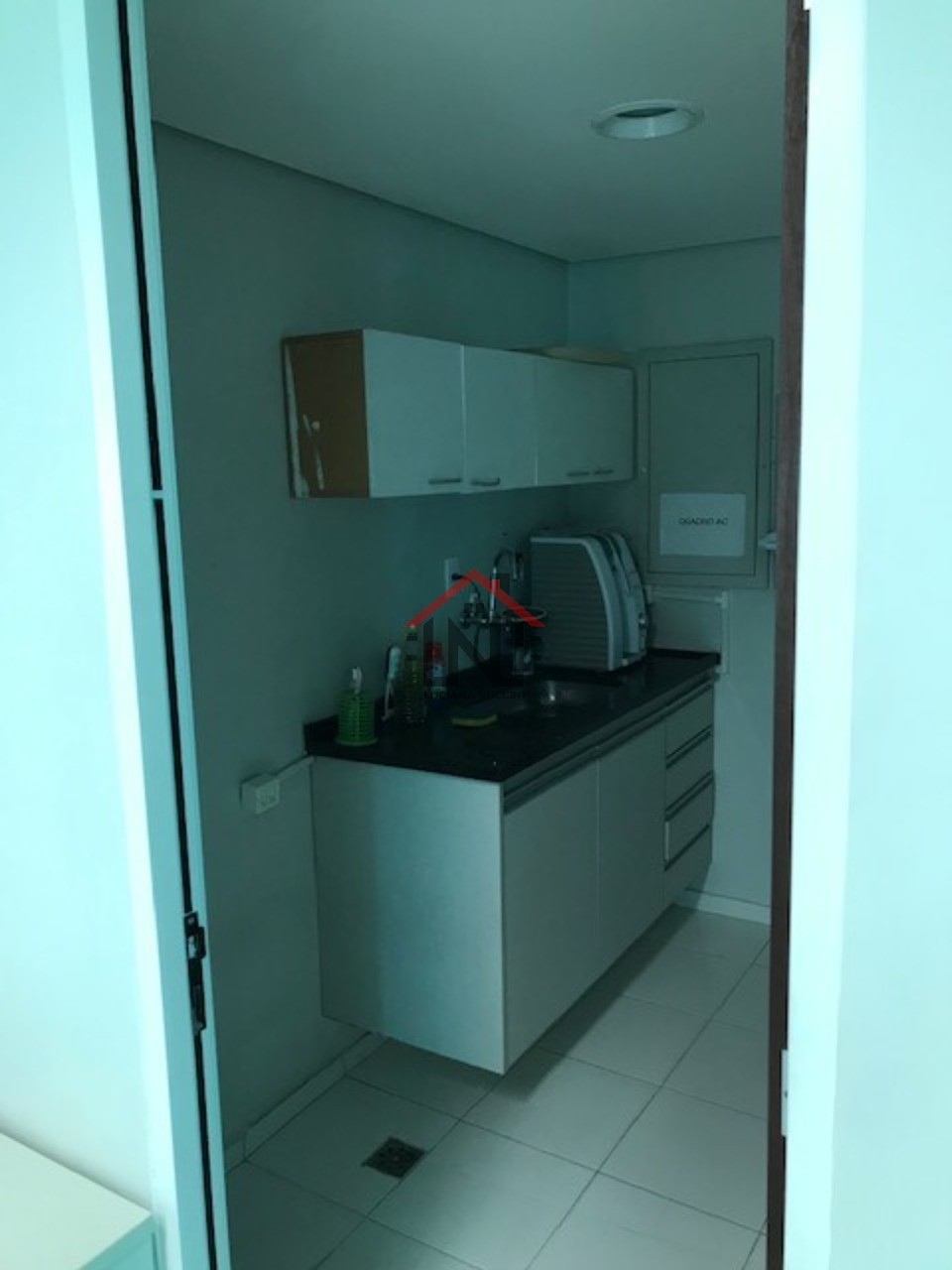 Conjunto Comercial de Alto Padrão com 170m², 4 vagas na melhor localização de Indianópolis, São Paulo-SP!