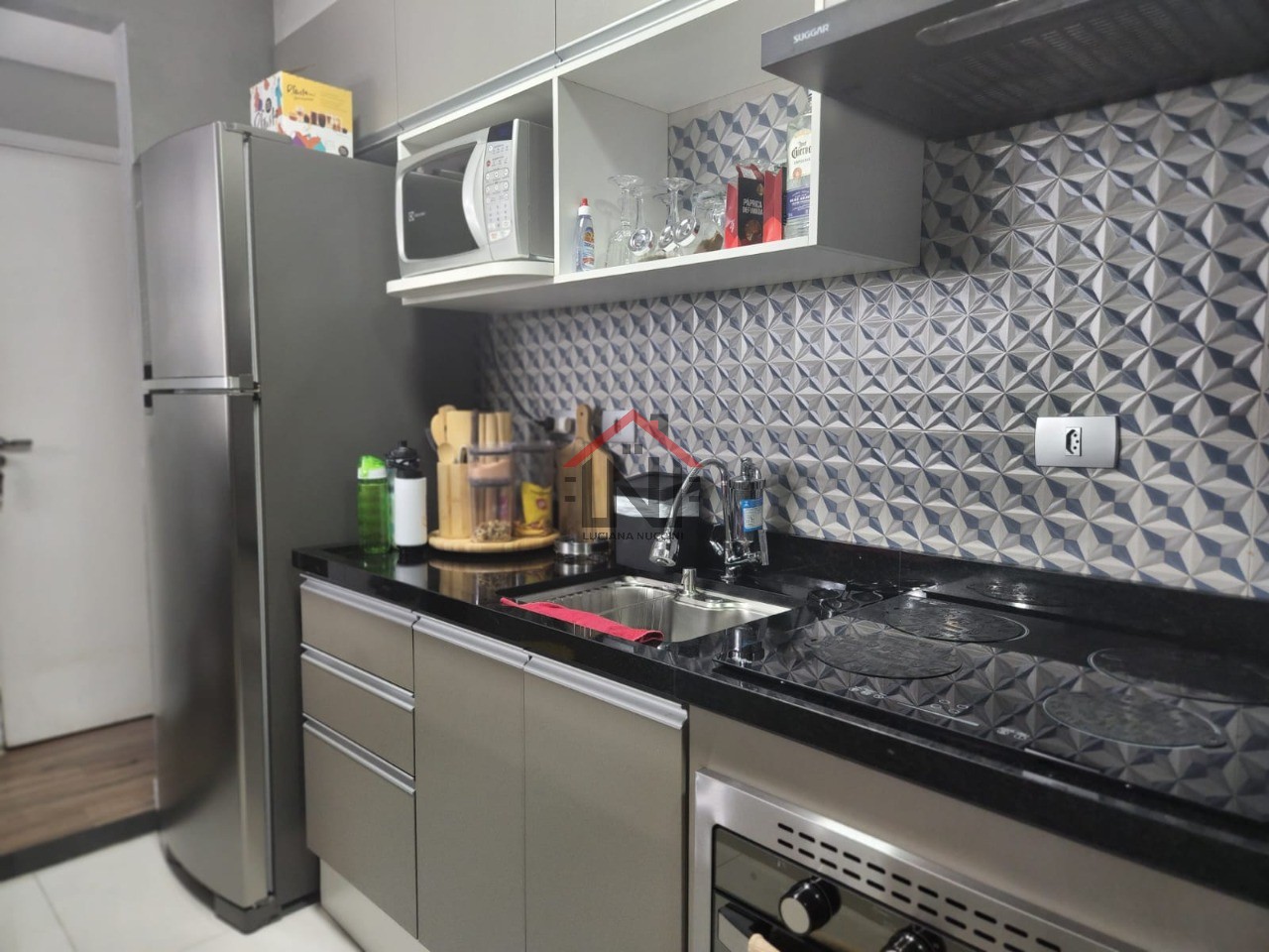 Apartamento à venda na Vila Arapuã: 2 quartos, 1 sala, 1 banheiro e 1 vaga de garagem em SP!