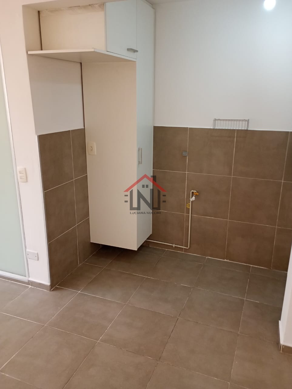 Studio de Luxo para Locação em Pinheiros - São Paulo-SP: 1 Quarto, 1 Banheiro, 24m², Imperdível!