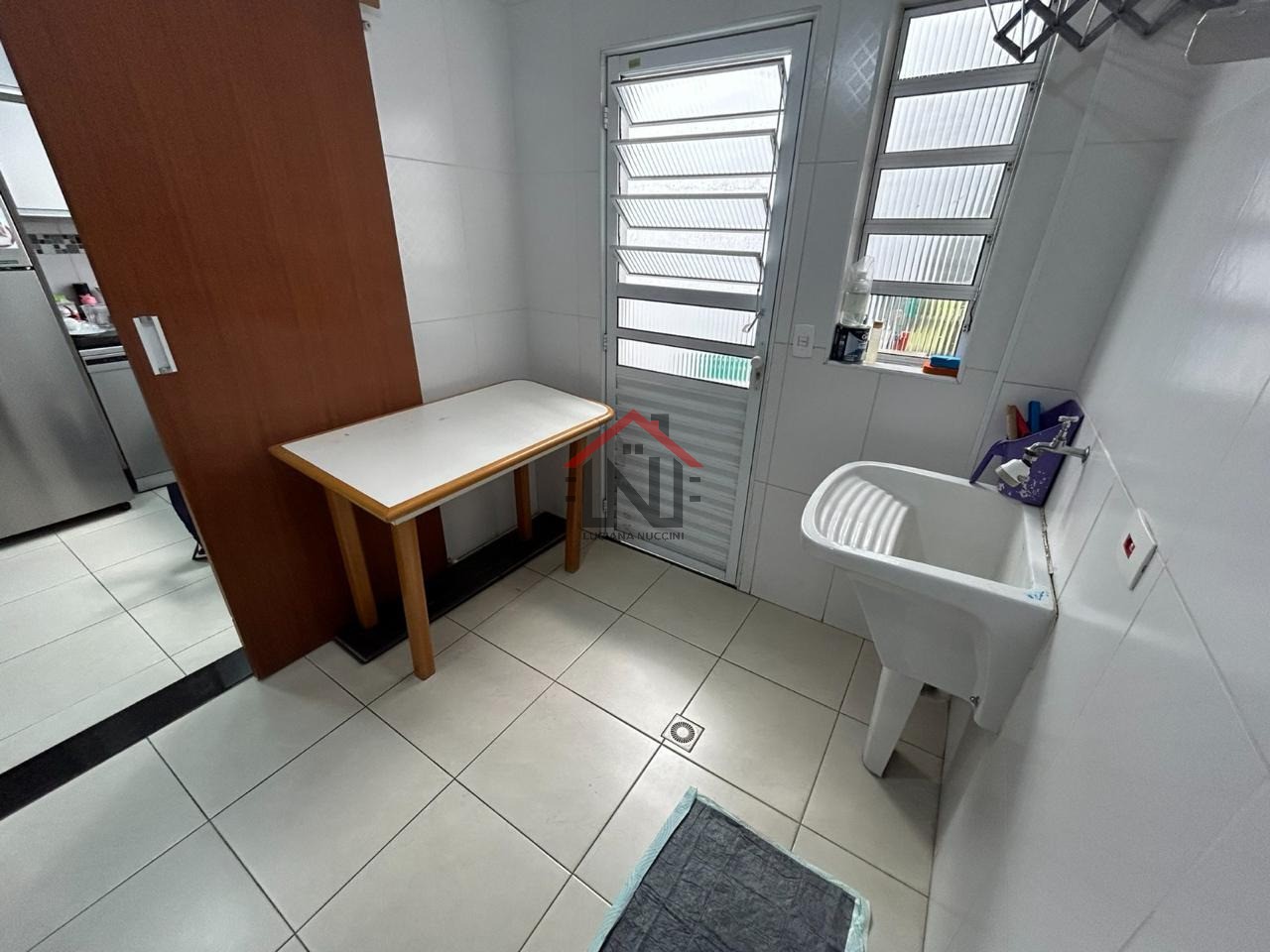 Imperdível Casa à Venda na Vila Mariana, São Paulo-SP: 3 Quartos, 3 Suítes, 1 Sala, 4 Banheiros, 6 Vagas de Garagem, 243m².