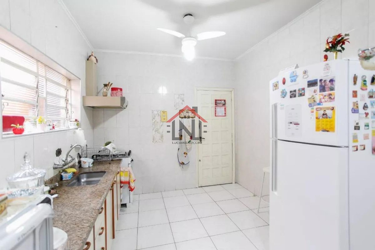 Casa à venda em São Paulo-SP, Parque Jabaquara: 3 quartos, 4 banheiros, 2 vagas, 189 m². Encontre seu lar dos sonhos!