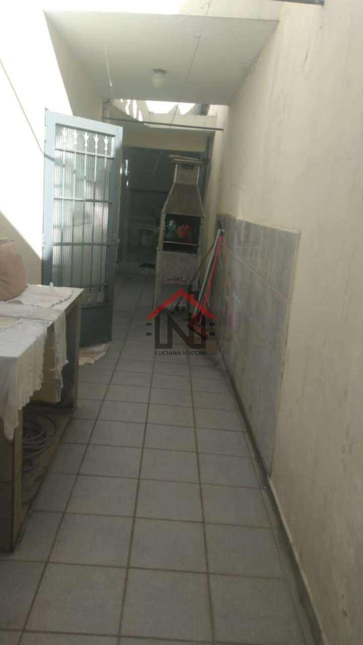 Imperdível oportunidade de casa para venda ou locação em São Paulo-SP, Vila Moraes: 4 quartos, 1 suíte, 1 sala, 4 banheiros, 3 vagas de garagem, 406,25 m²!
