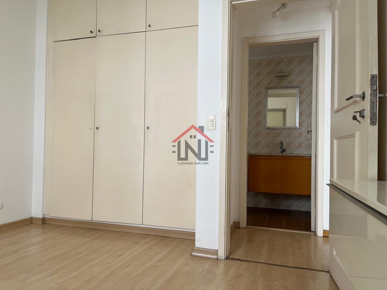 Imperdível! Apartamento à venda ou locação em São Paulo-SP, Itaim Bibi. 1 quarto, 1 banheiro, 1 vaga de garagem, 52m².