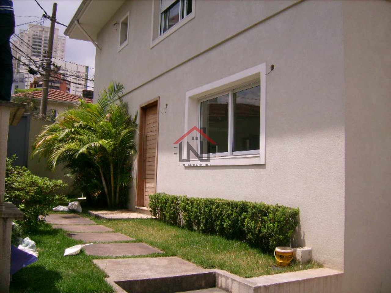 Casa incrível com 3 suítes e 200m² na Cidade Monções, São Paulo-SP!