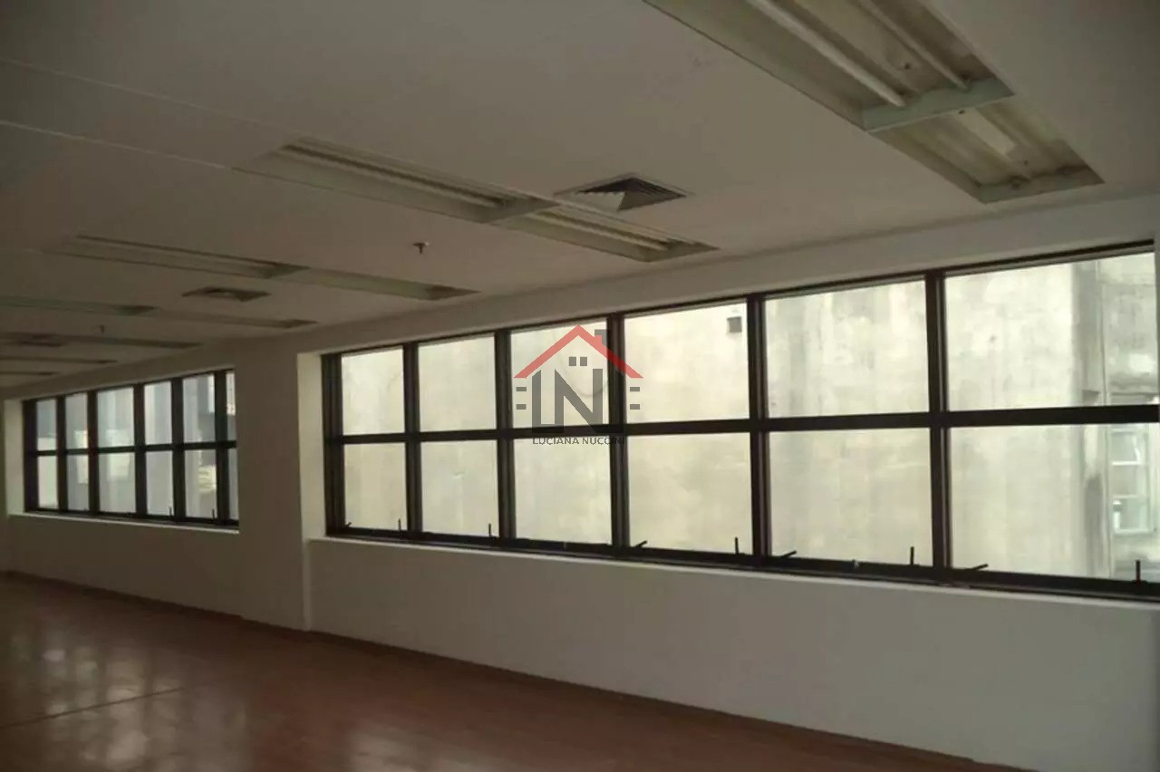 Conjunto Comercial de Alto Padrão na Vila Buarque, São Paulo-SP 188m², 4 Banheiros e 5 Vagas de Garagem!