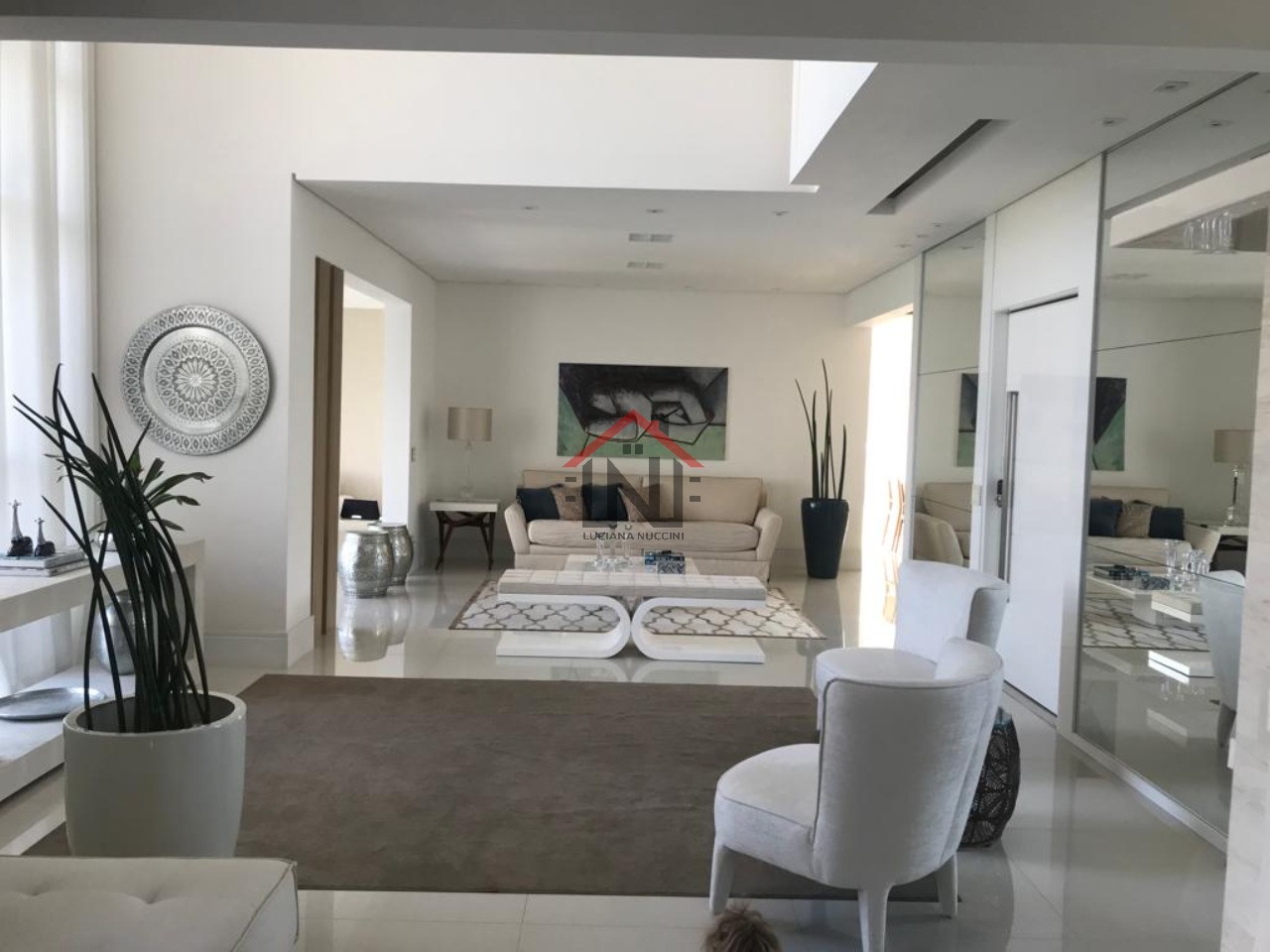 Viva com conforto e elegância em um apartamento de 3 suítes na Vila Mariana, São Paulo-SP!