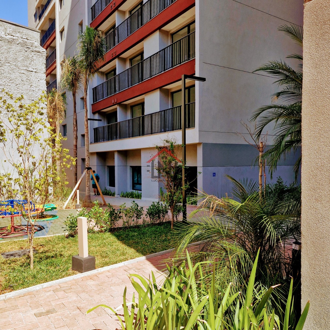 Oportunidade imperdível: Apartamento à venda em Pinheiros, São Paulo-SP, com 2 quartos, 1 sala, 1 banheiro e 46,53 m² de área.