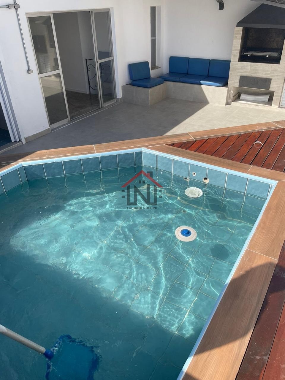 Cobertura para locação com 3 quartos e 160m² em Pinheiros, São Paulo-SP.