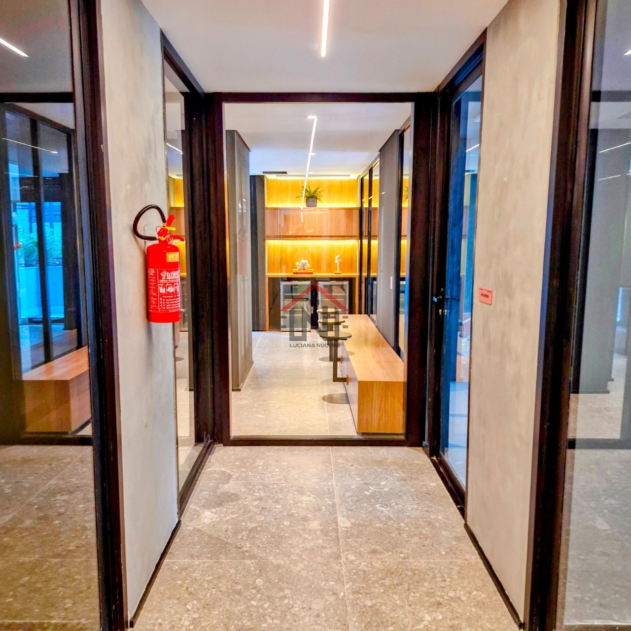 Oportunidade imperdível: Apartamento à venda em Pinheiros, São Paulo-SP, com 2 quartos, 1 sala, 1 banheiro e 46,53 m² de área.