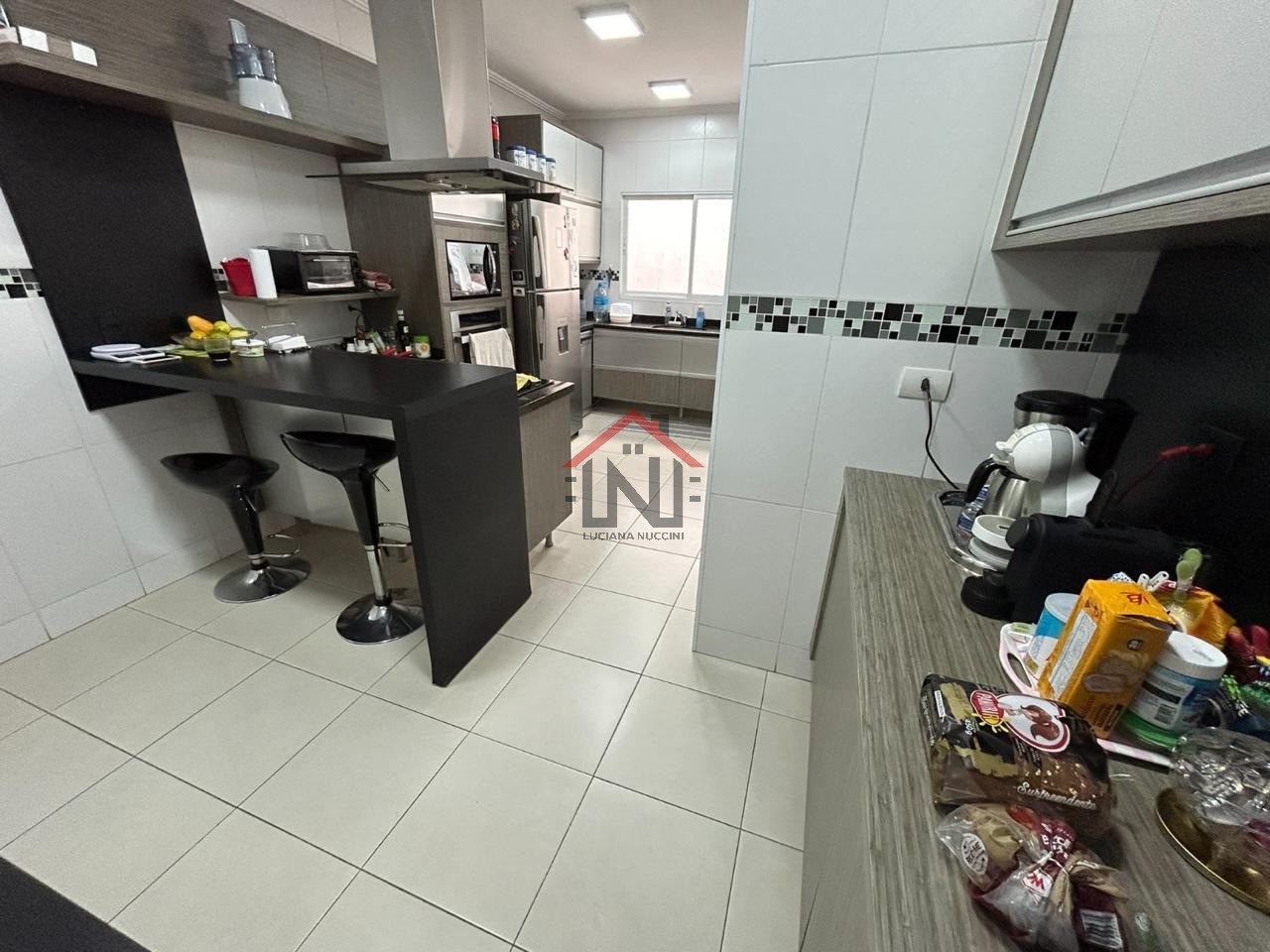 Imperdível Casa à Venda na Vila Mariana, São Paulo-SP: 3 Quartos, 3 Suítes, 1 Sala, 4 Banheiros, 6 Vagas de Garagem, 243m².