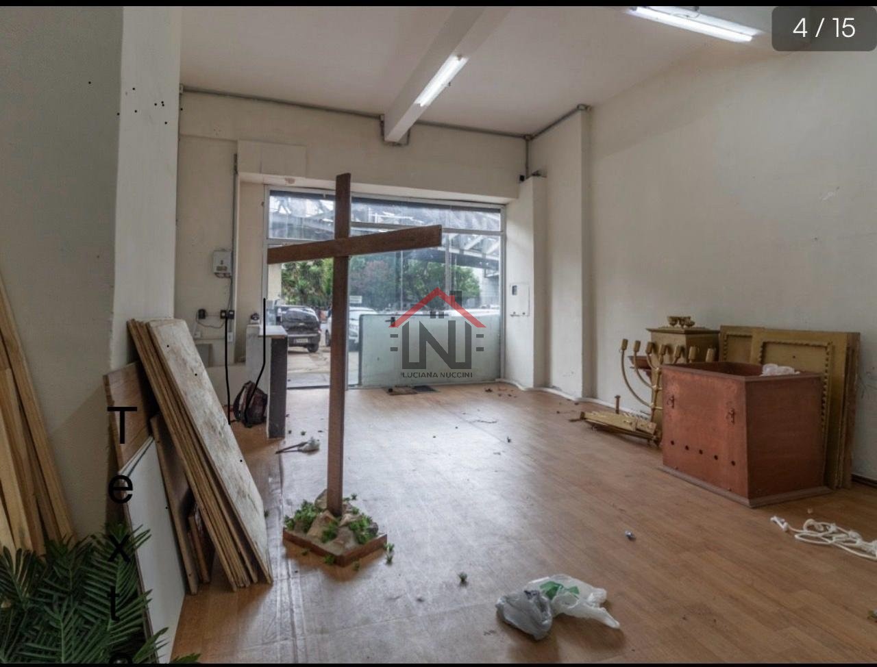 Excelente Ponto Comercial para Locação na Bela Vista, São Paulo-SP: 1 Sala, 2 Banheiros, 2 Vagas de Garagem
