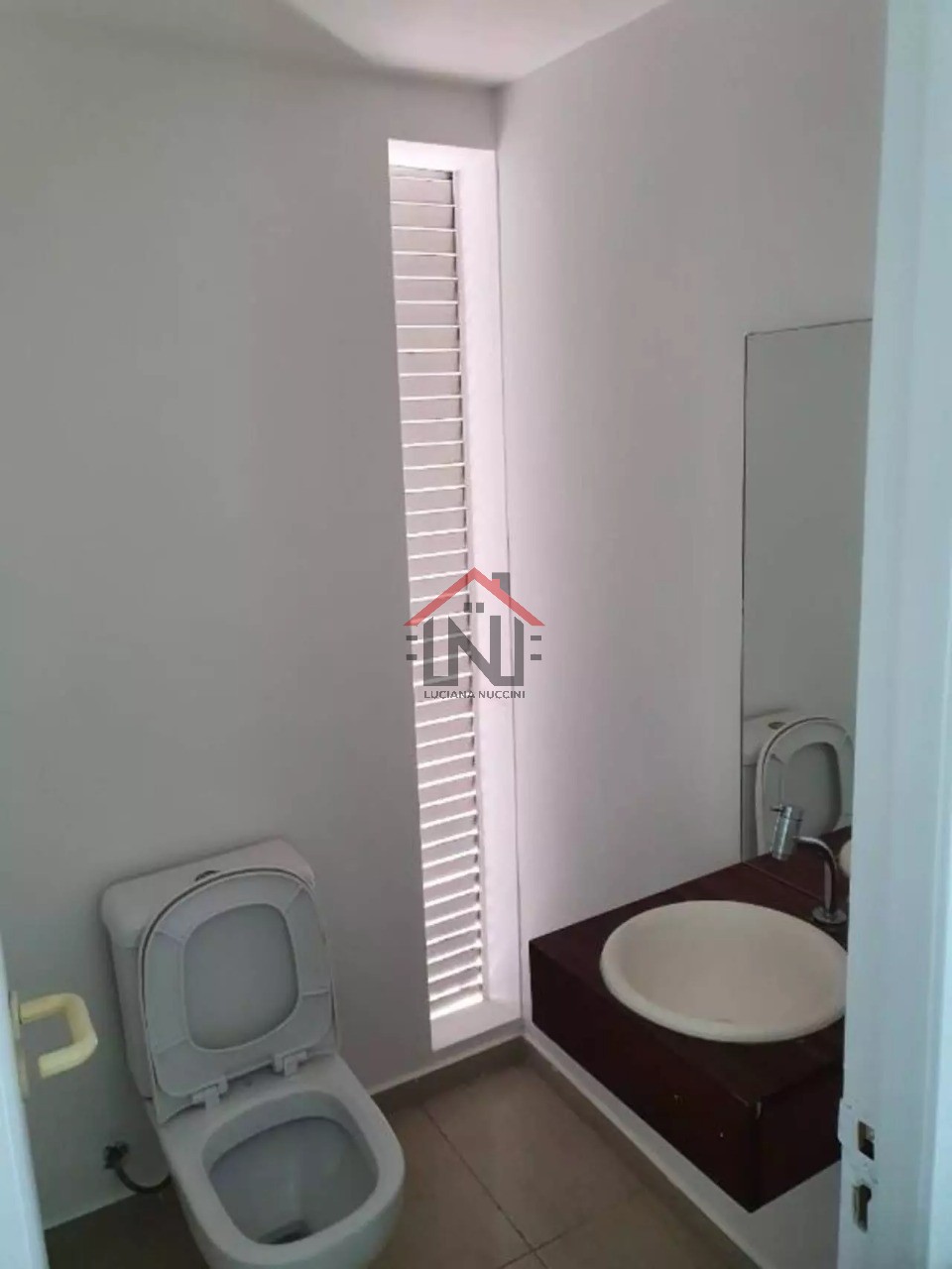Imperdível conjunto comercial à venda ou locação em São Paulo-SP, Cidade Monções: 3 banheiros, 4 vagas de garagem, 204m²!