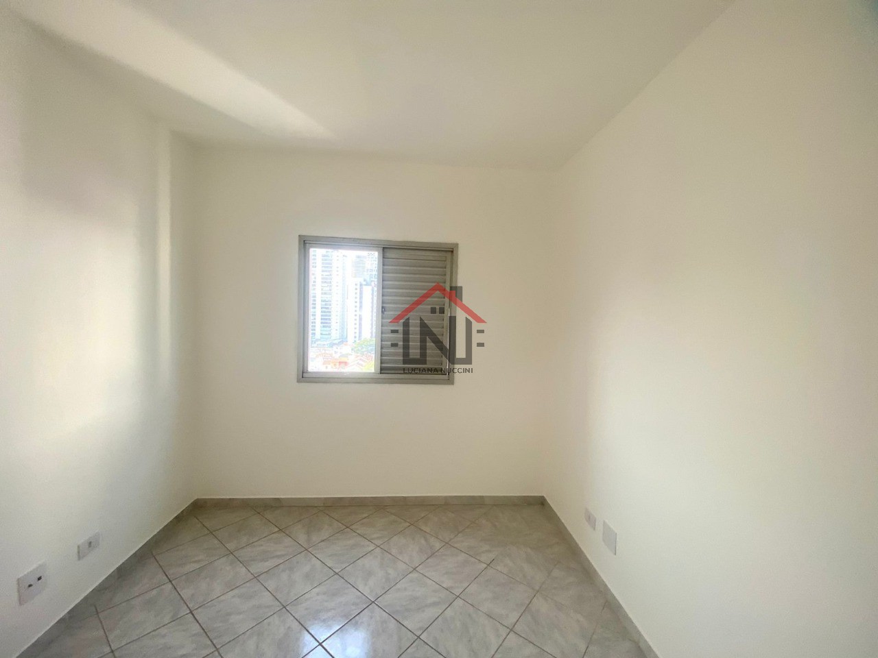 Aluguel de Apartamento em Pinheiros, São Paulo-SP: 2 quartos, 1 sala, 1 banheiro, 1 vaga e 62m² de pura praticidade!