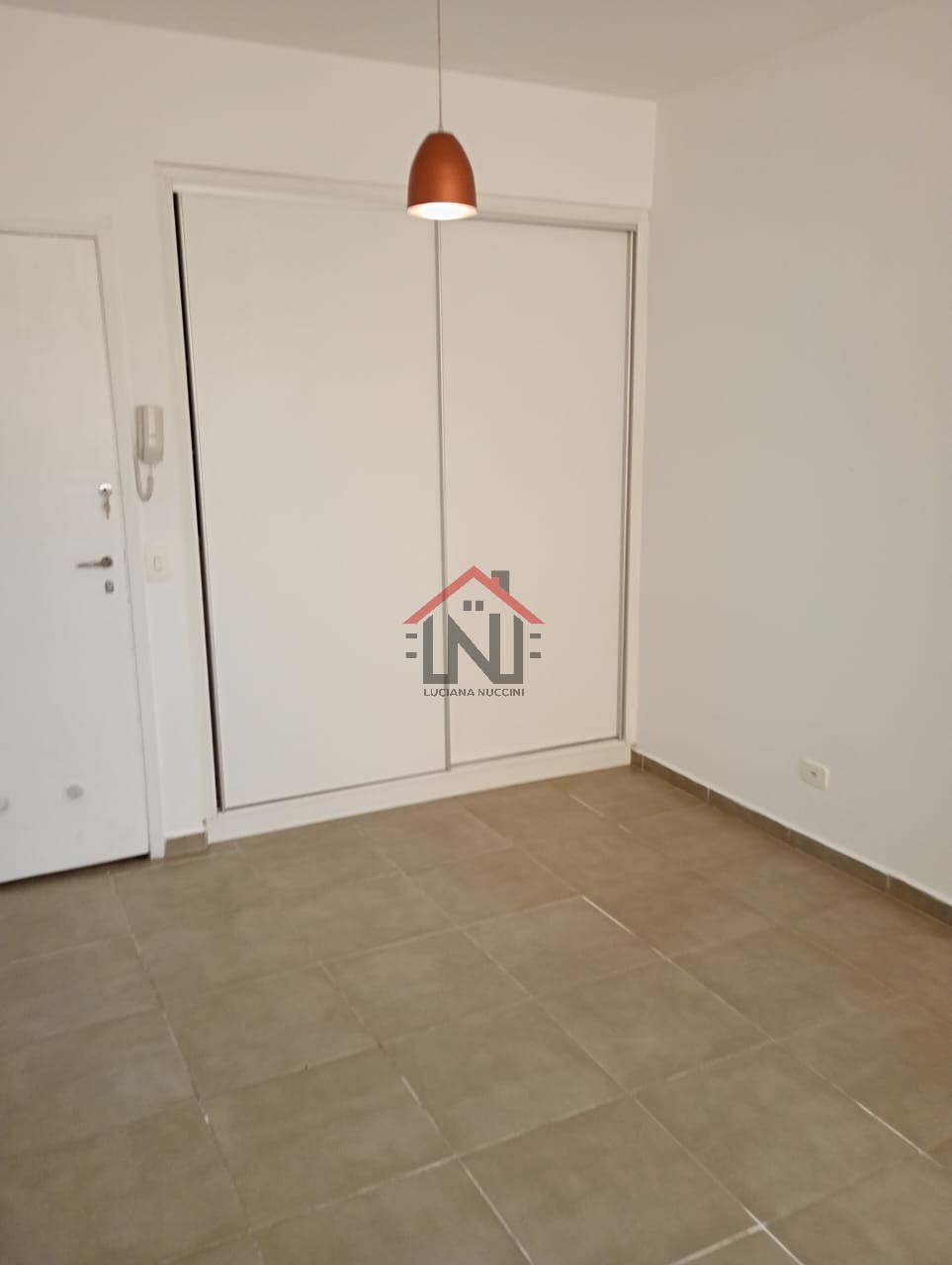 Studio de Luxo para Locação em Pinheiros - São Paulo-SP: 1 Quarto, 1 Banheiro, 24m², Imperdível!