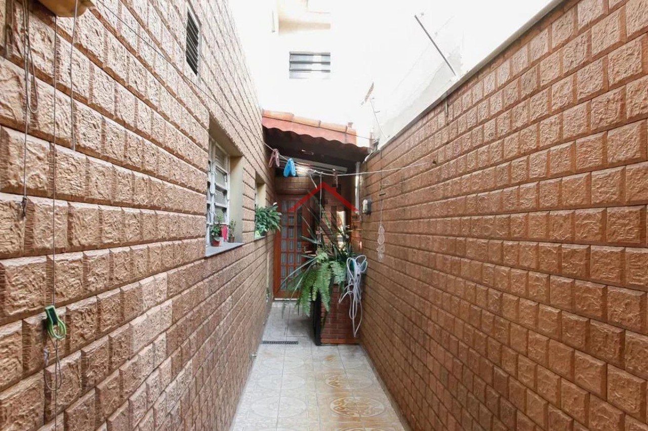 Casa à venda em São Paulo-SP, Parque Jabaquara: 3 quartos, 4 banheiros, 2 vagas, 189 m². Encontre seu lar dos sonhos!