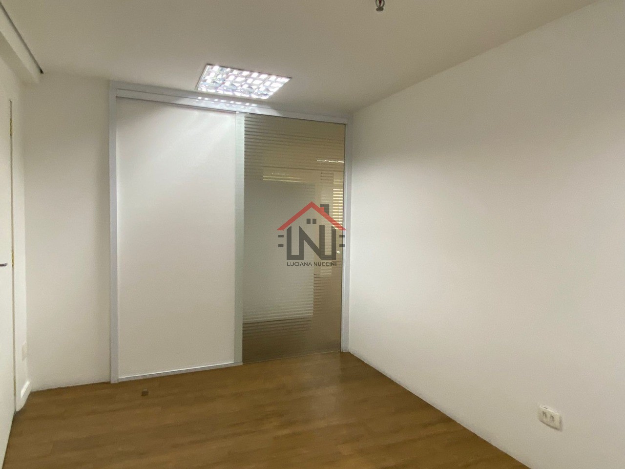 Conjunto Comercial de Luxo na Vila Olímpia: A Oportunidade Perfeita para o seu Negócio em São Paulo-SP!