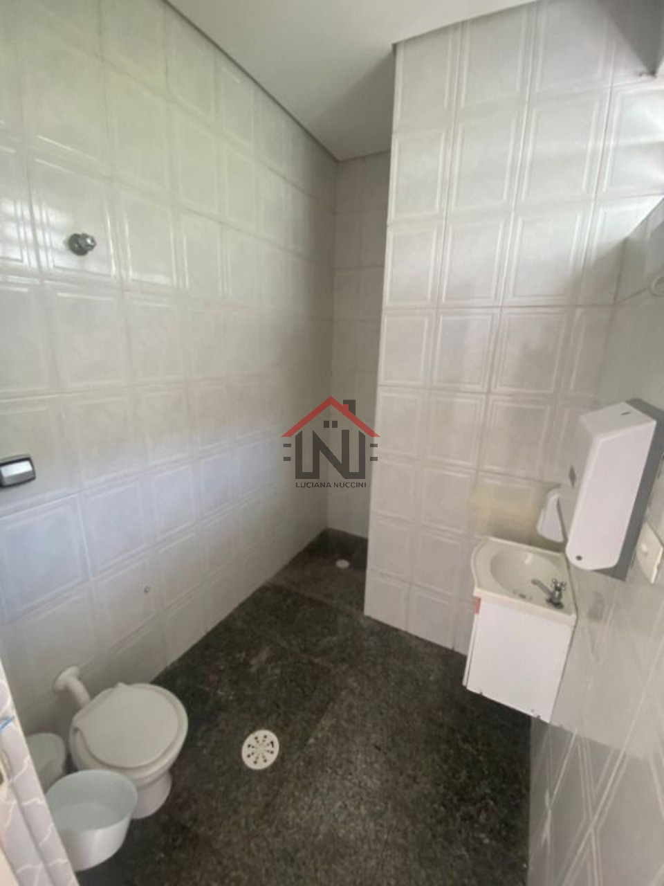 Imperdível: Casa à venda em São Paulo-SP, Vila Mariana. 3 quartos, 4 banheiros, 5 vagas de garagem e 360m² de área!
