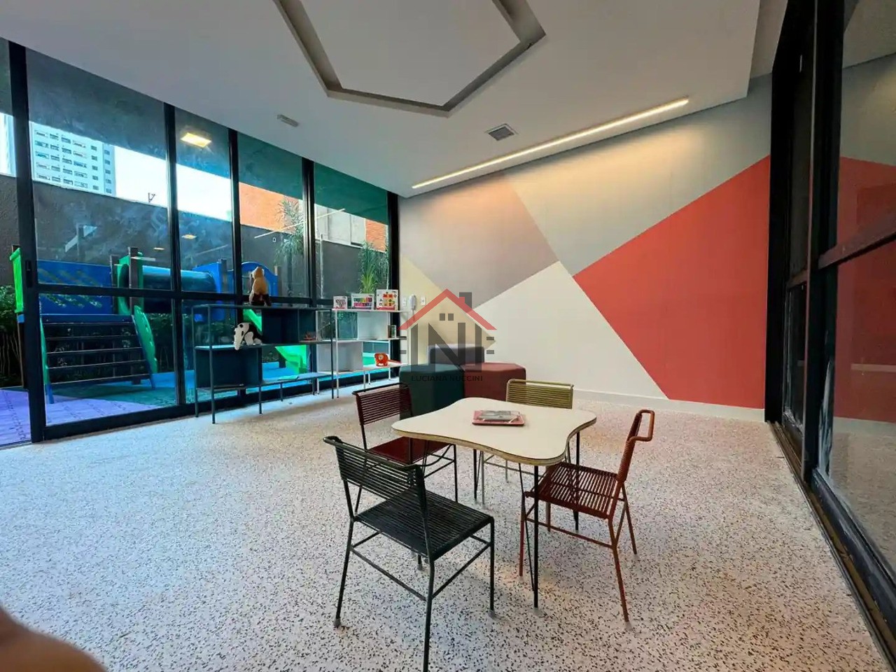 Apartamento à venda em São Paulo-SP, Vila Mariana: 2 quartos, 1 sala, 2 banheiros, 77m² de área. Aproveite essa oportunidade!