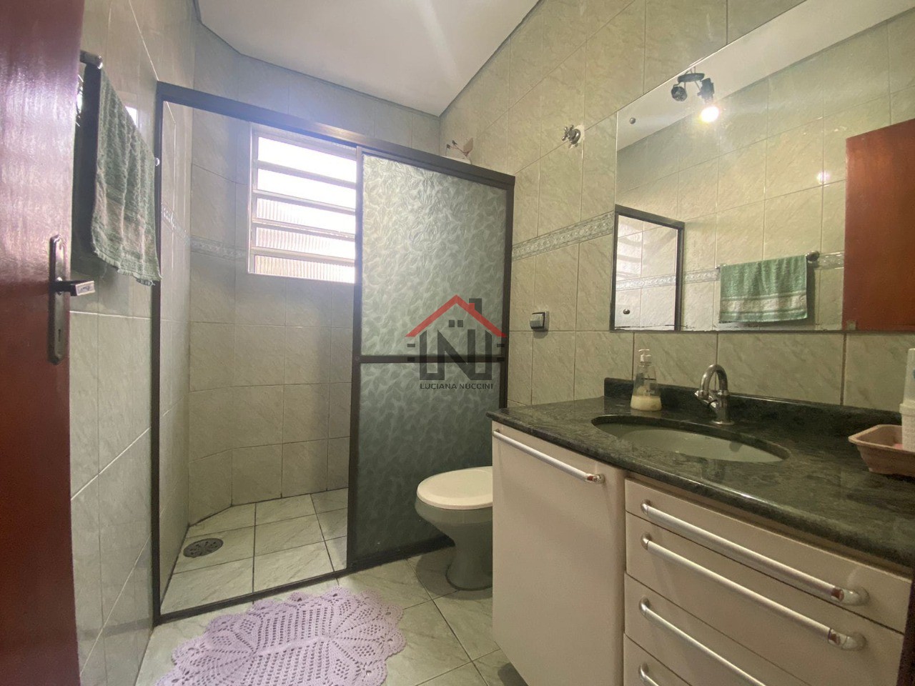 Casa à venda em São Paulo-SP, Jardim da Glória: 2 quartos, 1 sala, 1 banheiro, 2 vagas de garagem, 155m² de área!